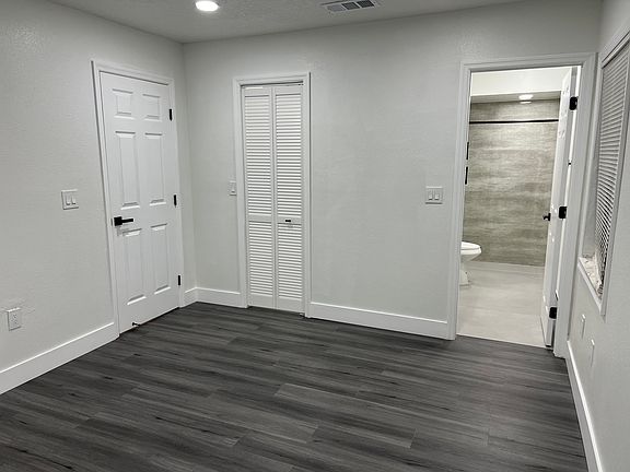 3rd image of 5208 Via Hacienda Cir