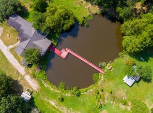 714 Shawnee Dr, Montgomery, TX 77316