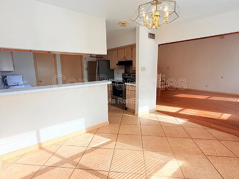 3632 Candleknoll Cir — Photo 10