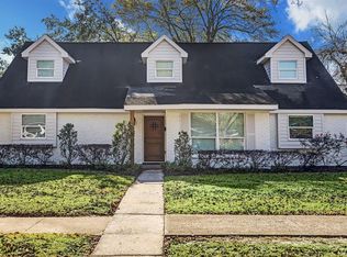 5839 Yarwell Dr, Houston, TX 77096