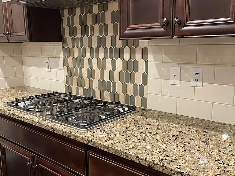 7443 NW Oakfern Dr — Photo 21