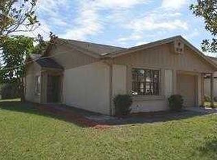 608 Lake Dexter Cir, Winter Haven, FL 33884