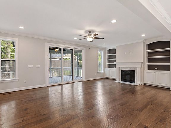5th image of 7421 Stonehenge Farm Ln
