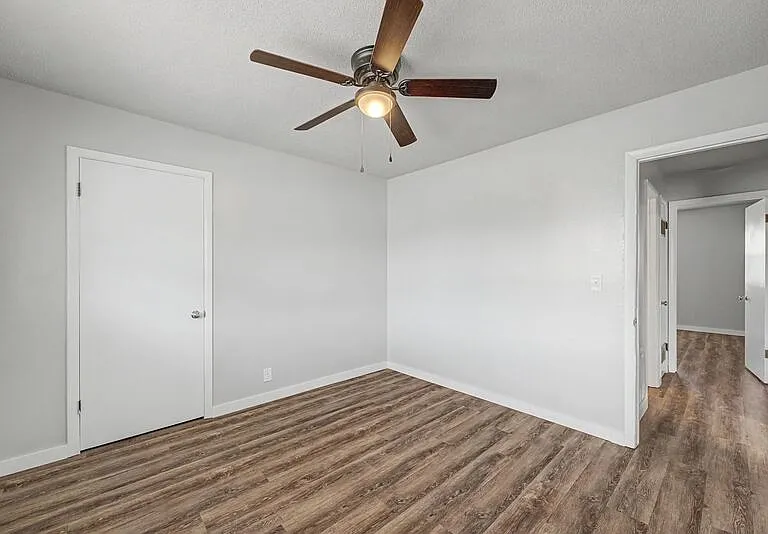 1305 W New Hope Rd #A — Photo 17