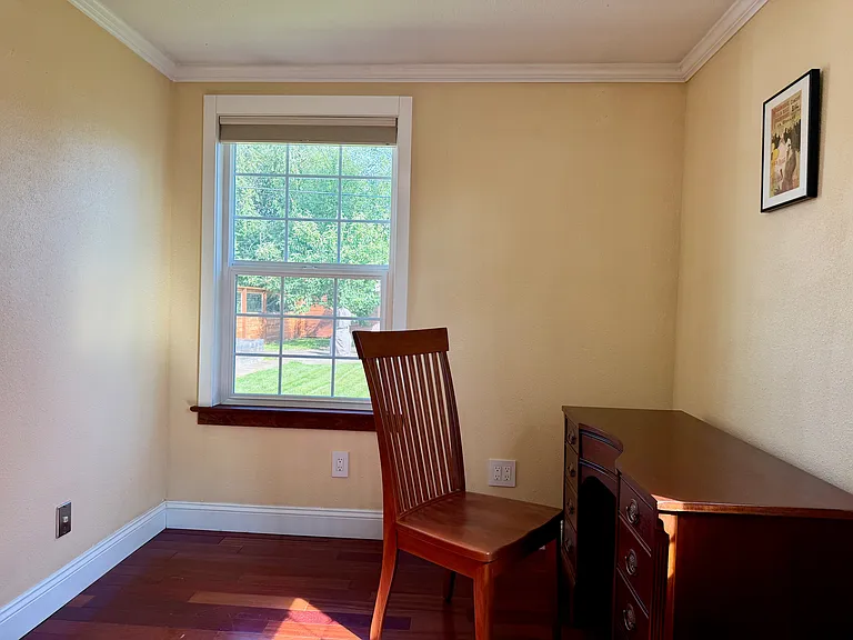 1419 Airport Heights Dr — Photo 10