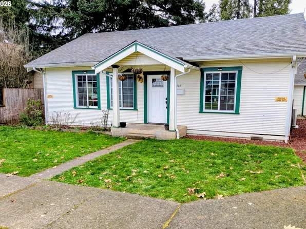 1327 Ash Ave, Cottage Grove, OR 97424