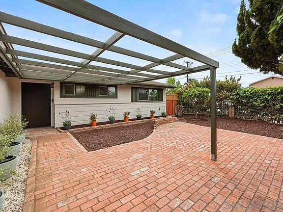 2nd image of 6201 Mount Adelbert Dr