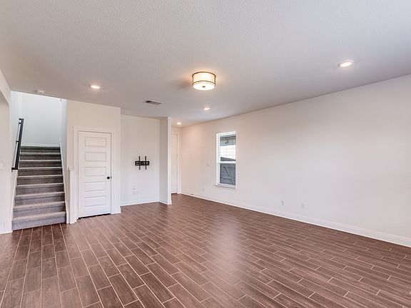 5th image of 14217 Silver Lace Ln