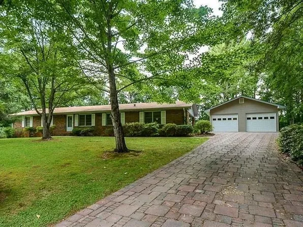 399 Macedonia Forest Cir, Canton, GA 30115