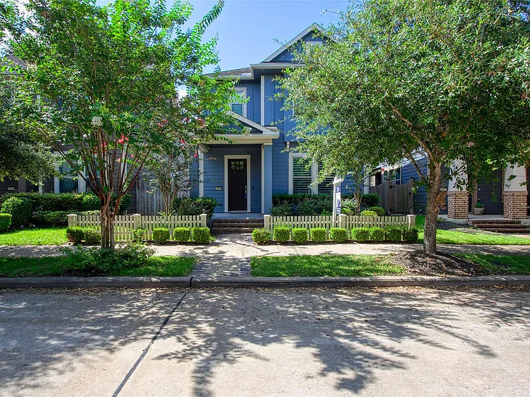18143 Moonlit River Dr — Photo 2