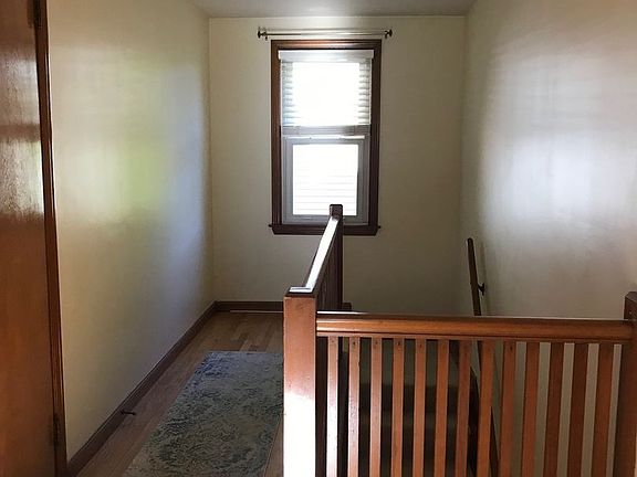 3rd image of 306 W Keech Ave