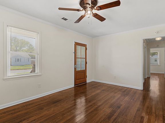 5th image of 1305 Gherald St