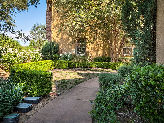 3rd image of 6530 Hearthstone Cir APT 633