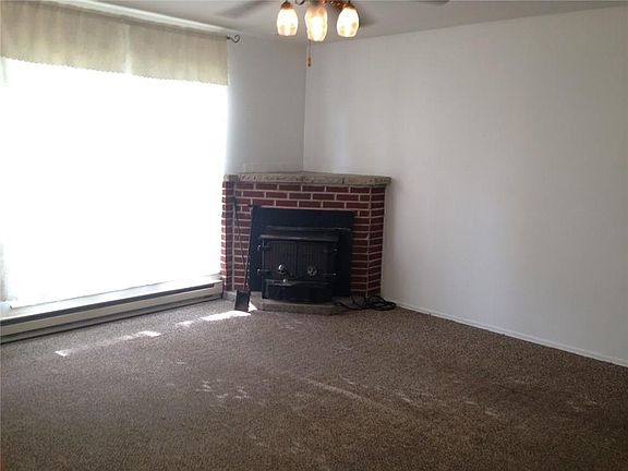 4th image of 1140 Morris Ave