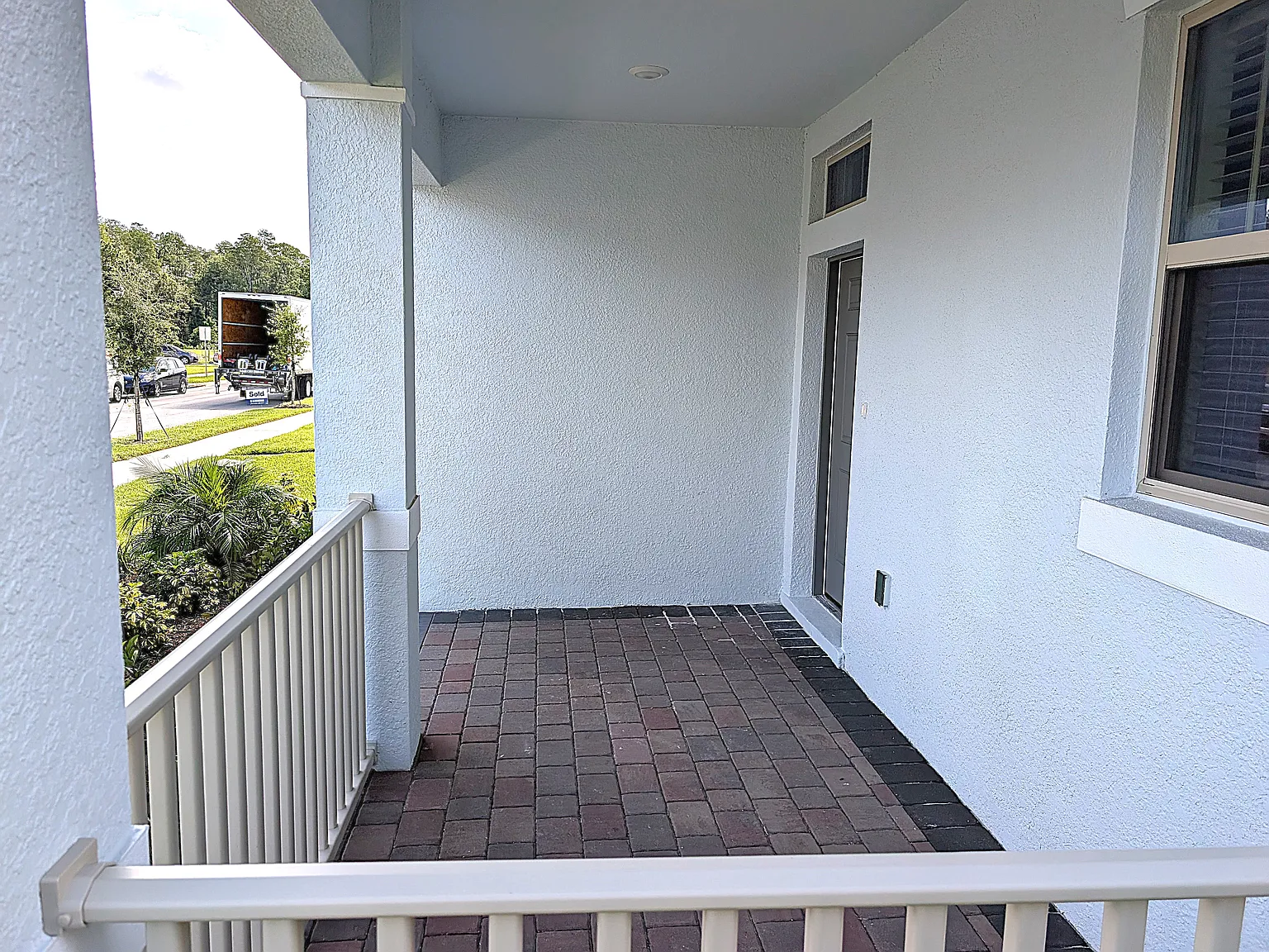 4 bed, 3.5 bath, 2494 sqft, $3,700 — Photo 3