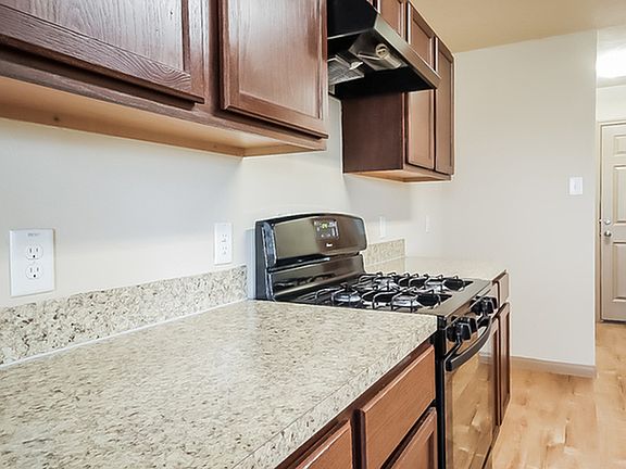 3rd image of 5830 Long Arbor Ln