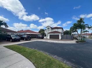 16252 SW 55th St, Miami, FL 33185
