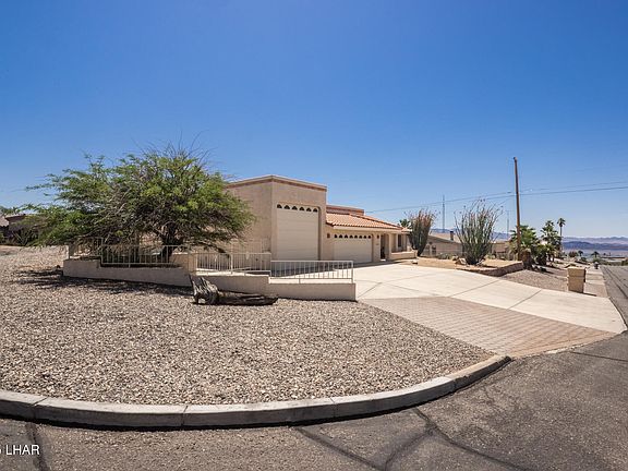 3rd image of 3984 Coral Reef Dr