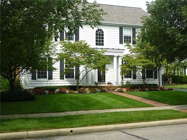 1st image of 4983 Meadway Dr
