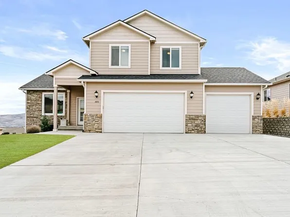 1400 Valhalla Loop, Selah, WA 98942