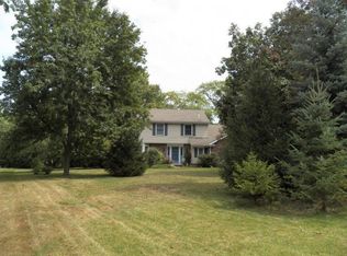 26132 Willowbend Rd, Perrysburg, OH 43551