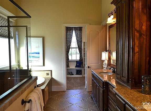 5th image of 5800 Squeezepenny Ln