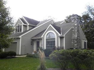 138 Deer Ford Dr, Lancaster, PA 17601
