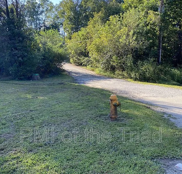 1600 Oak Croft Ct #C — Photo 9