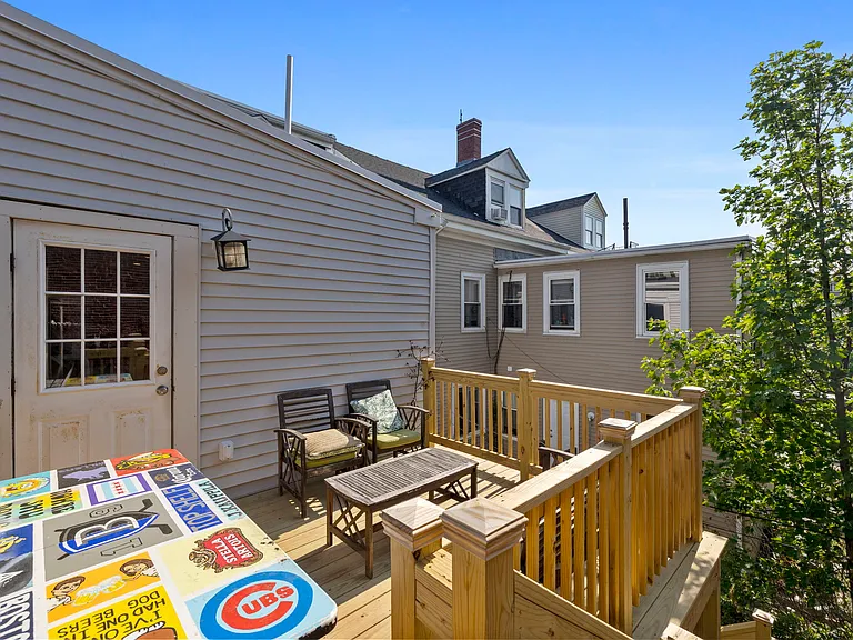 532 E 4th St #2 — Photo 30