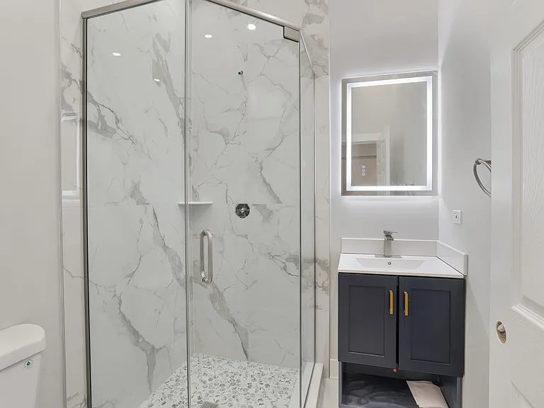 6240 W Belmont Ave #101 — Photo 19