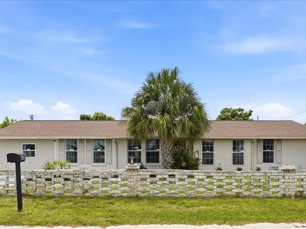 6308 5th St W, Bradenton, FL 34207
