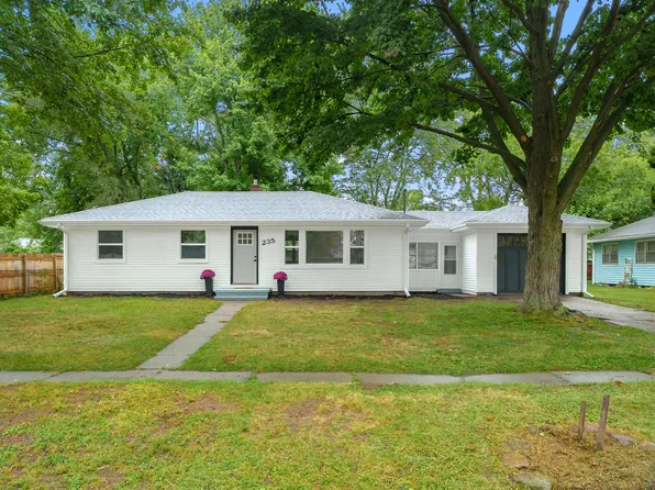 235 Connecticut Dr, Portage, MI 49024