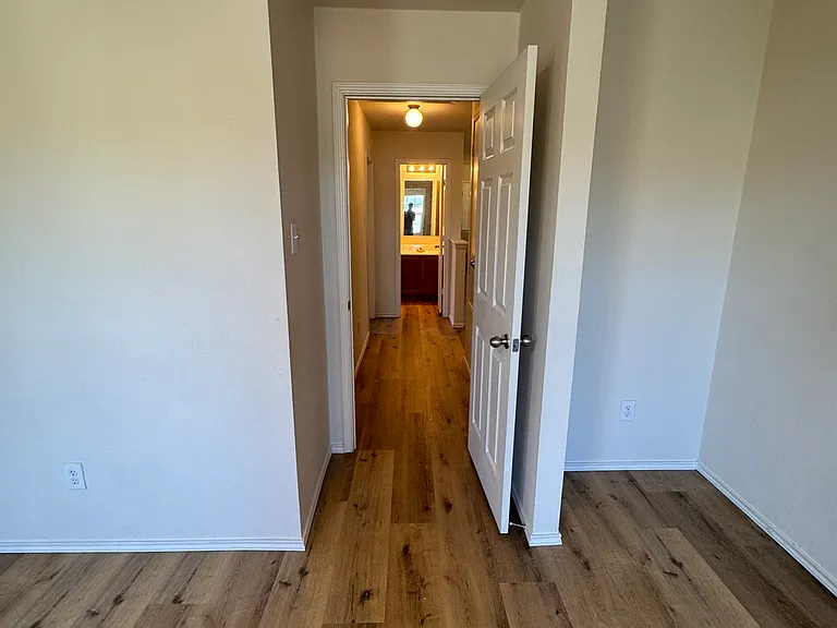 13287 Fowler Dr — Photo 57