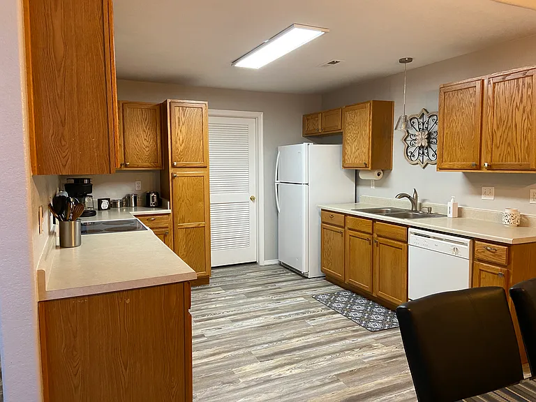 3080 Mandalay Grv #2 — Photo 3