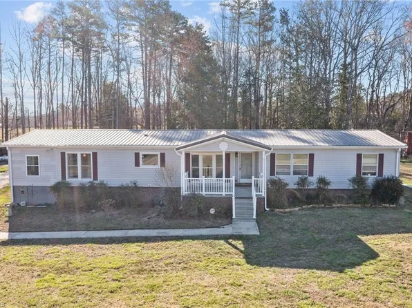 125-1 S Main St, Waco, NC 28169