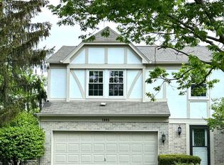 1446 W Sapphire Dr, Hoffman Estates, IL