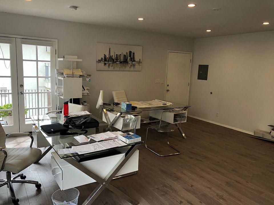 1st image of 10718 Missouri Ave