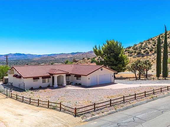 2nd image of 7495 Canyon Dr