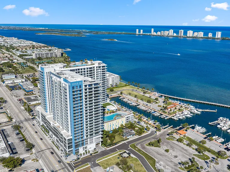 220 Lake Shore Dr #1908 — Photo 31