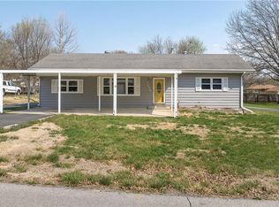3419 S 30th St, Saint Joseph, MO 64503