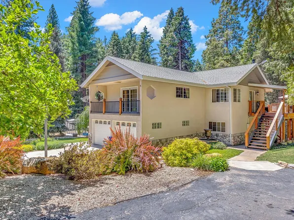 6878 Almanor Lake Estates Dr, Lake Almanor, CA 96137