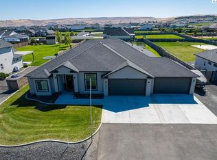 86905 Sagebrush Rd, Kennewick, WA 99338