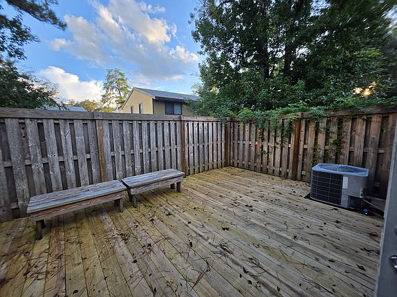 5th image of 4421 SW 21st Ln