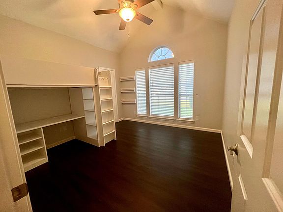 5th image of 865 Kingwood Ct