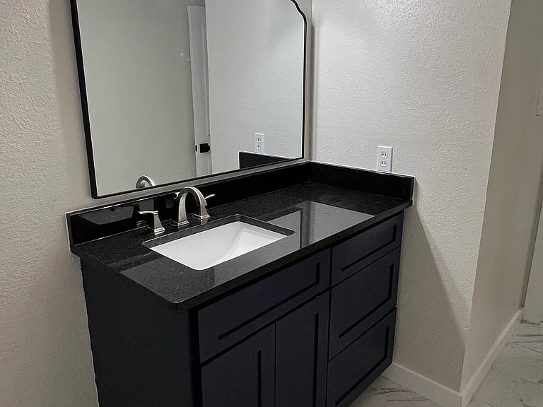 14784 FM 121 — Photo 18