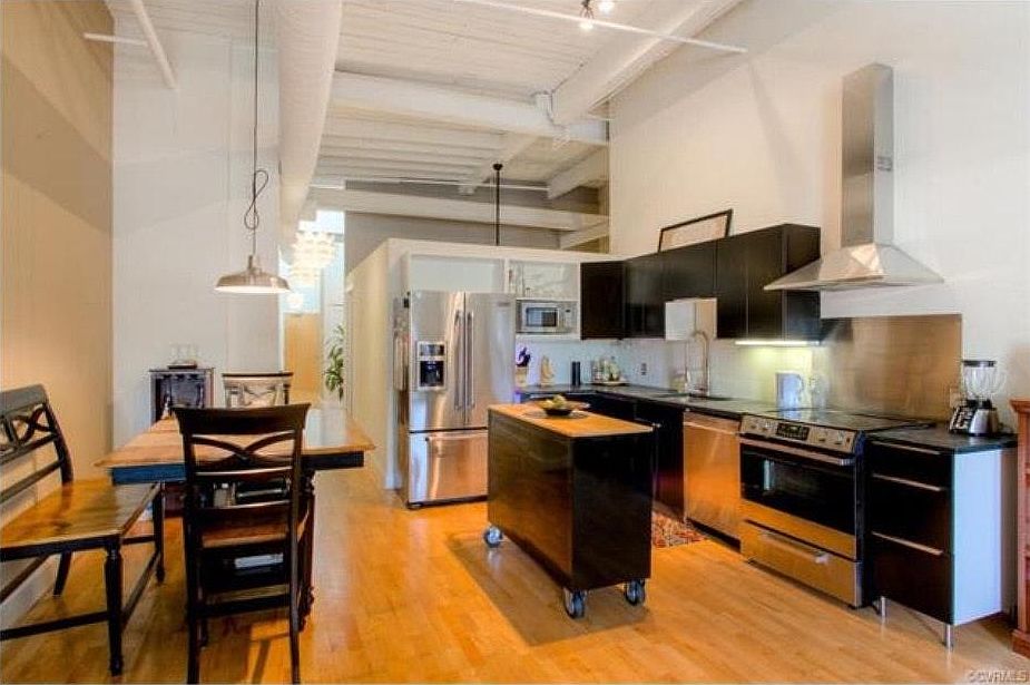 Kitchen & Living Room