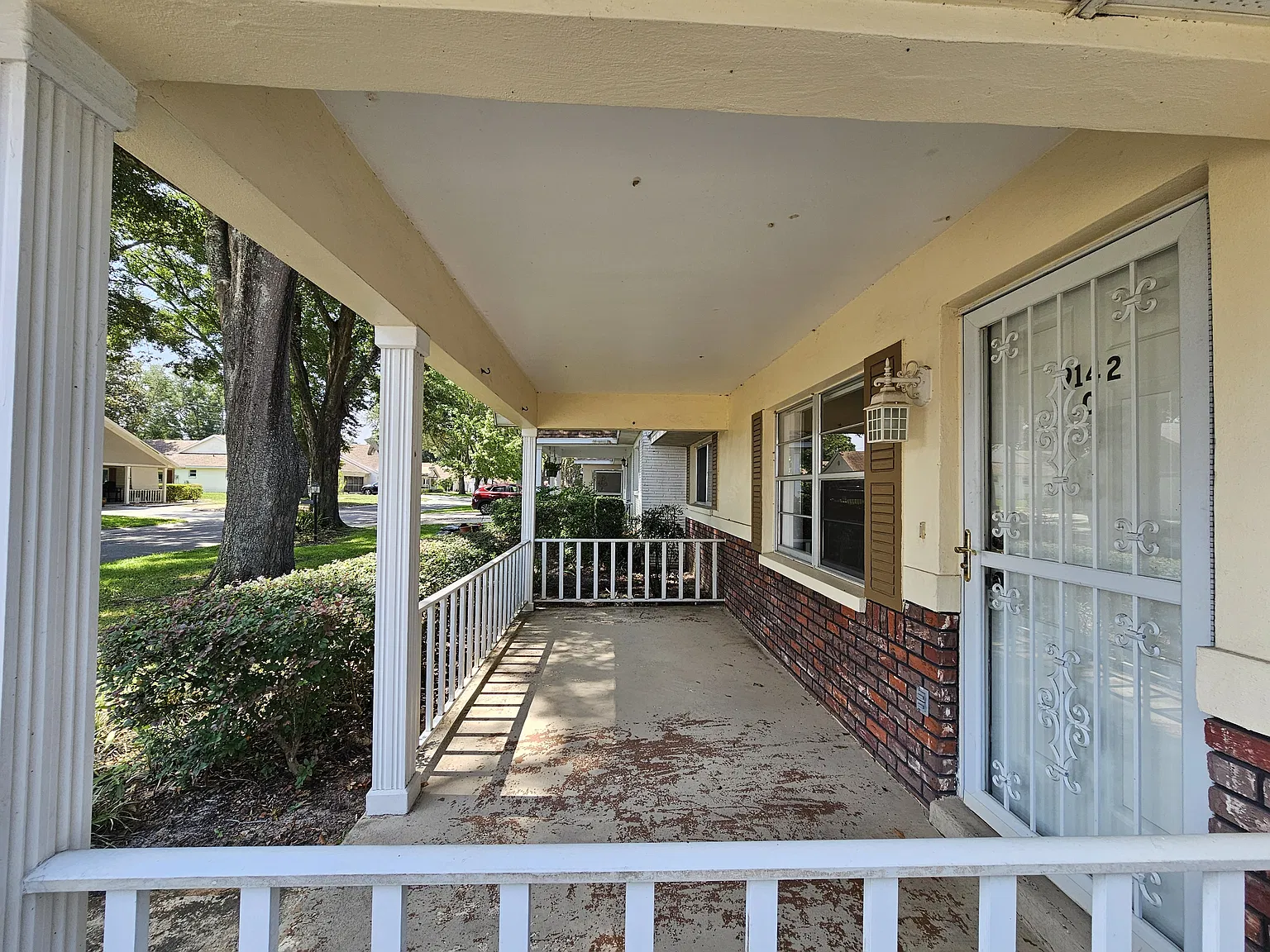 9142 SW 82nd Ter — Photo 2