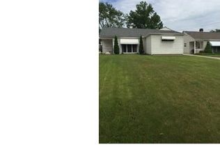 823 Northfield Rd, Bedford, OH 44146
