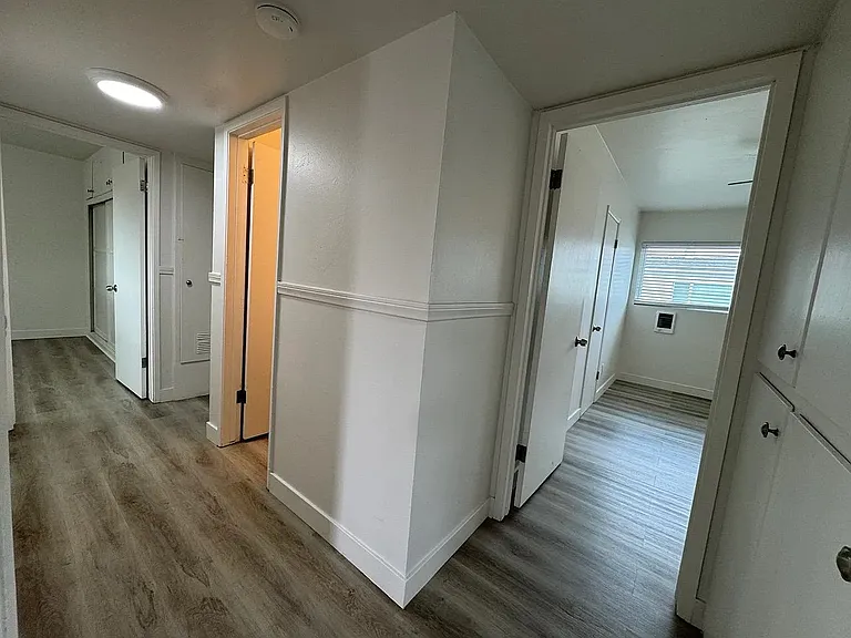 8650 Hurlbut St — Photo 26
