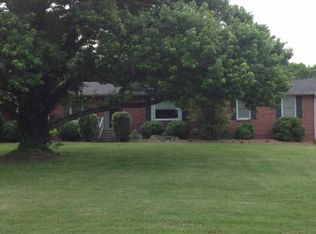1404 Barrett Dr, Mount Juliet, TN 37122